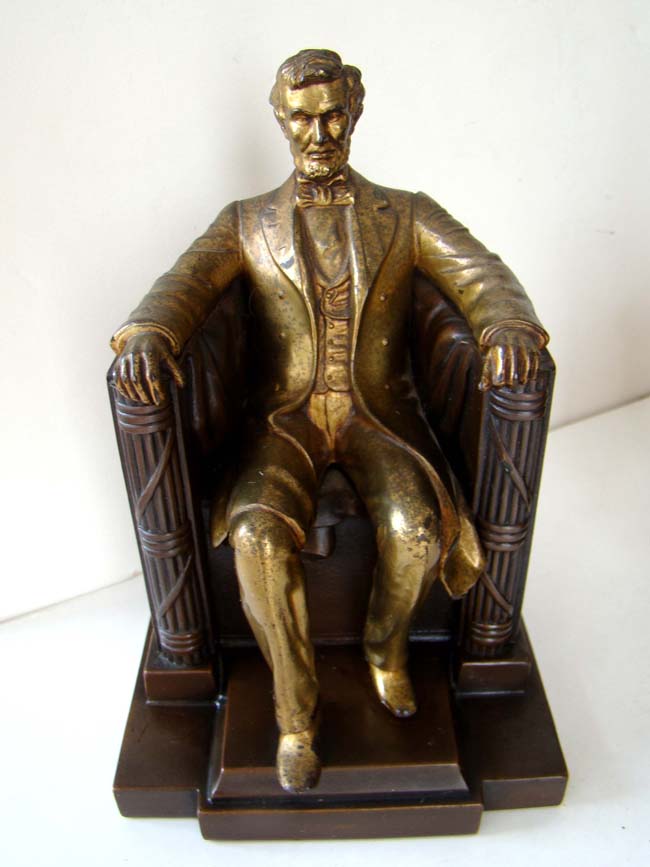 An assembled pair of antique "Lincoln in the chair" bookends by Jennings Brothers circa 1930 — image 3